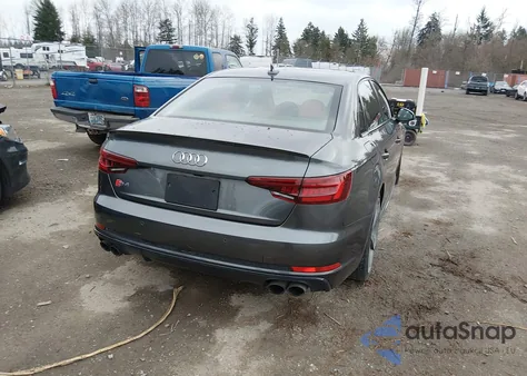 2018 Audi S4 3.0T Premium Plus z USA, uszkodzony, nr VIN WAUB4AF46JA010697